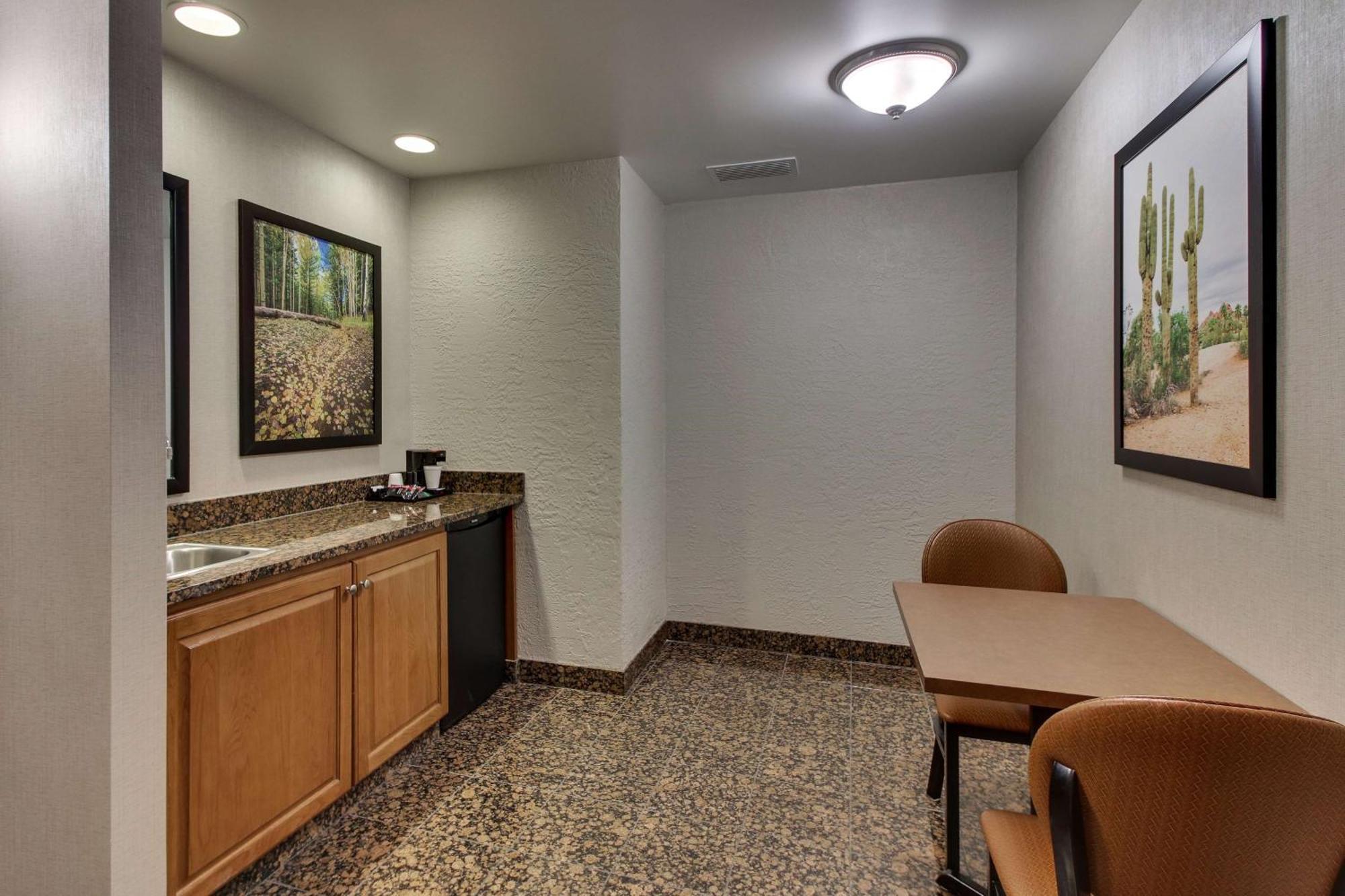 Drury Inn & Suites Phoenix Happy Valley Dış mekan fotoğraf